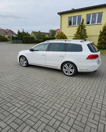 Volkswagen Passat cena 56999 przebieg: 207000, rok produkcji 2012 z Żary małe 92